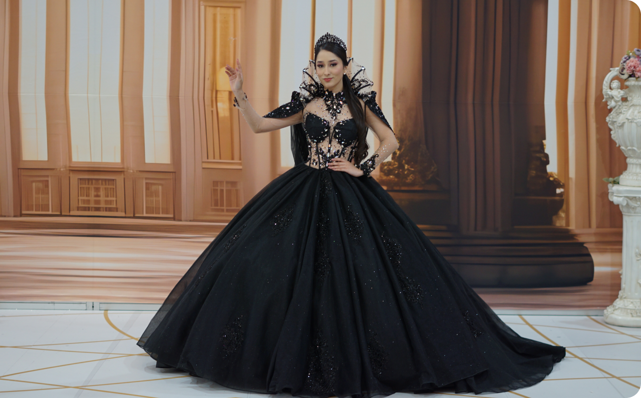 Vestido de XV en negros